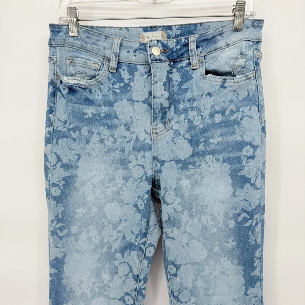 Altar'd State Flare Denim‎ Jeans Floral Printed Distressed Boho Hippie Size 29